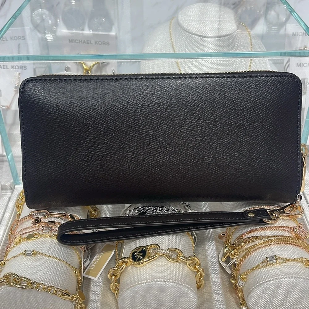 Michael Kors JST Lg Leather Continental Wallet Wristlet Phone Holder C Chocolate